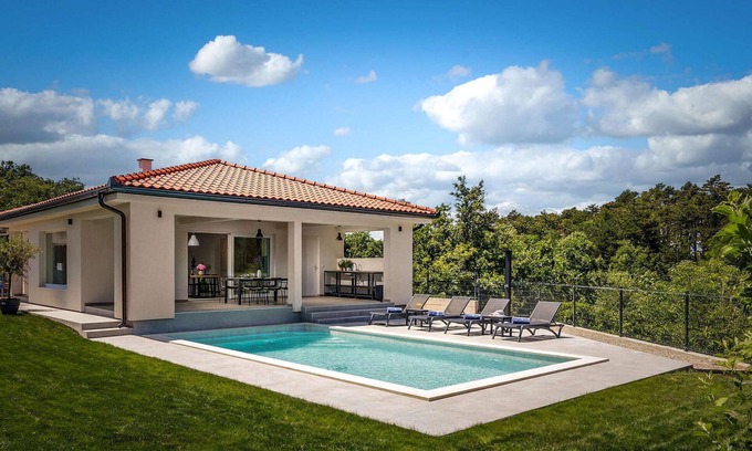 Sveta Nedelja House | Amazing home in Labin