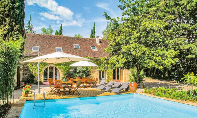 Les Farges House | Amazing home in Les Farges