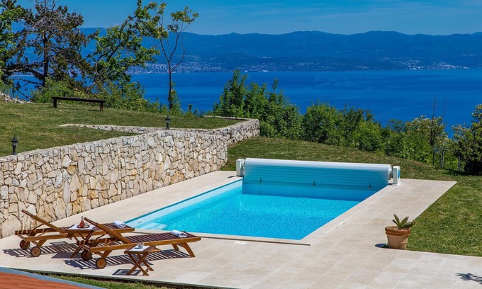 Sucici House | Amazing home in Moscenice with WiFi