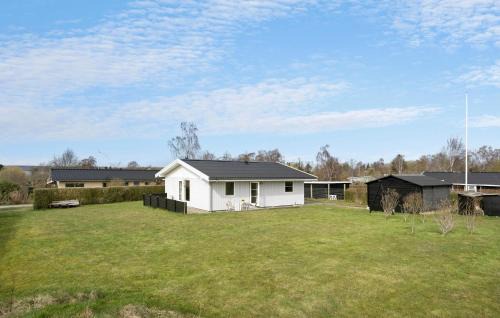 Olsted House | Amazing Home In Ølsted With Kitchen