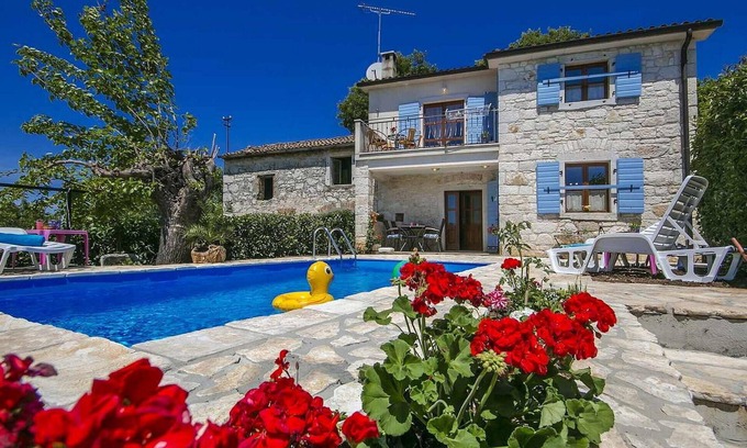 Fuskulin House | Amazing home in Porec