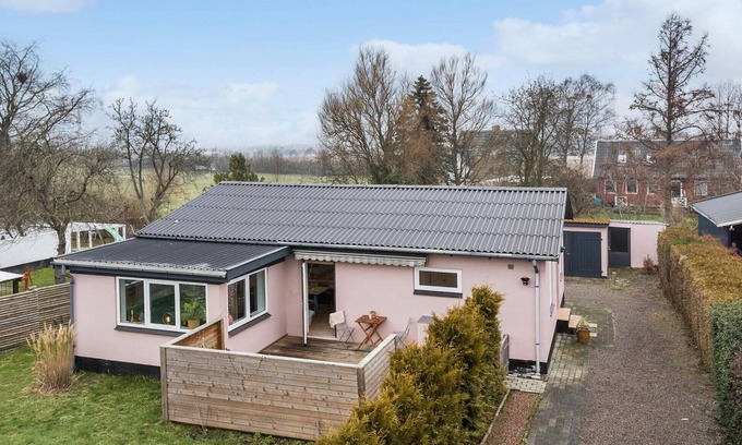 Ronne House | Amazing home in Rønne with WiFi