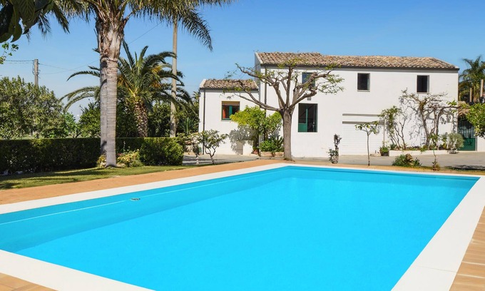 Chiaramonte Gulfi House | Amazing home in Chiaramonte Gulfi