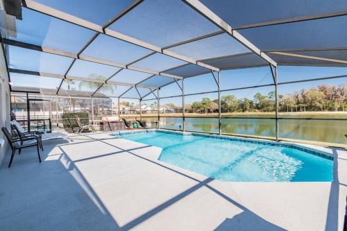 Lake Berkley House | Amazing Lake View with Pool-Disney Area- Lake Berkley