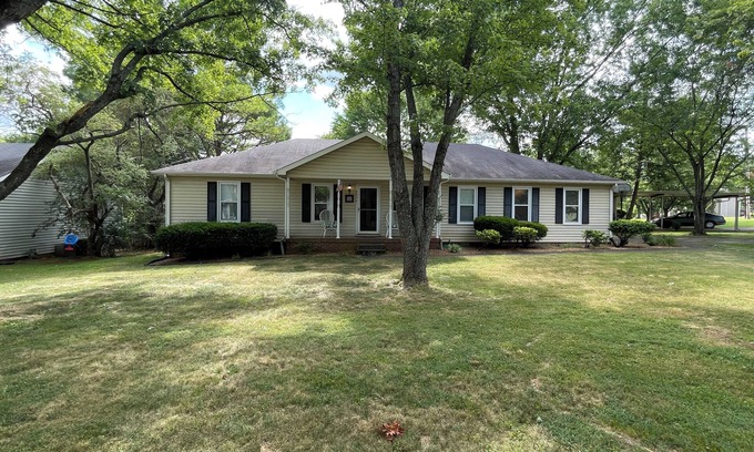 Murfreesboro House | Amazing Location with Amazing Conveniences!nClose to 840 and I-24