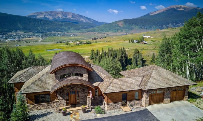 Crested Butte House | Amazing Mountain Home w/360 degree mountain views, hot tub and outdoor deck.