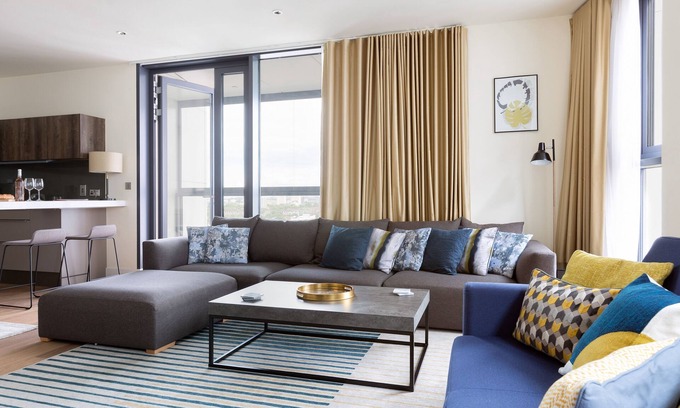 Queenstown Apartment | | Amazing Penthouse Flat | Battersea | Nine Elms |