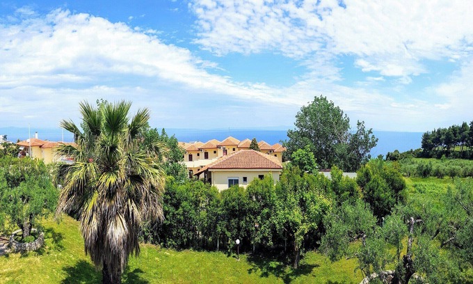 Afytos Apartment | Amazing Sea View Loft, Afitos