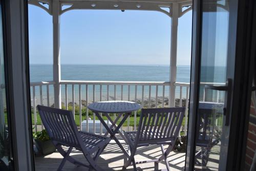 Broadstairs Apartment | Amazing sea views and much more….