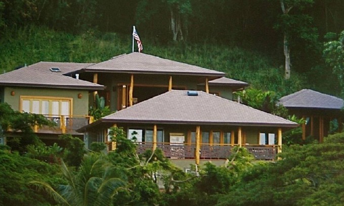 Pupukea House | Amazing Sunset Beach 4 Bedroom / 4 Bath Vacation Home with Pool