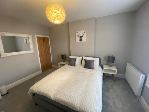 Churchtown Apartment | Amazing Two Bedroom Apartment - SR