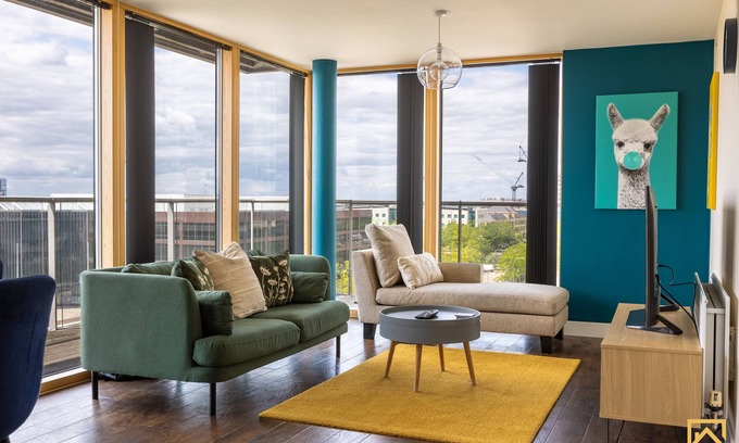 Central Milton Keynes Apartment | Amazing view 2 bed, free parking