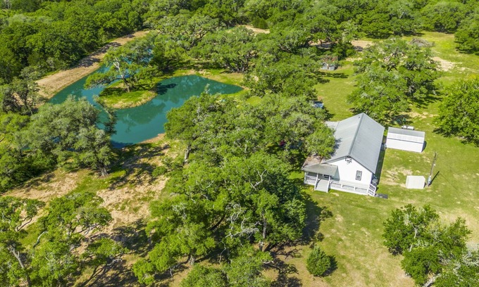 Sublime Other | *Amazing Views* 9 Acres*Outdoor Games*Wineries & Waterpark*