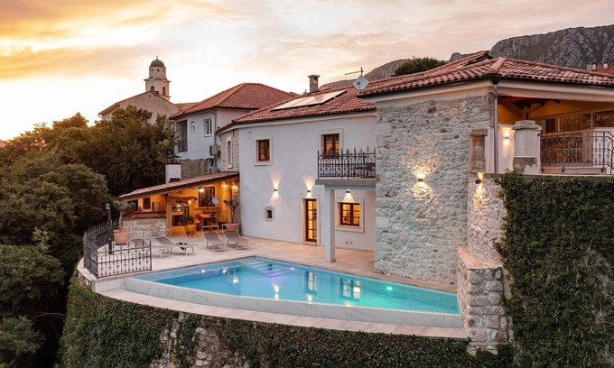 Bribir Villa | Amazing villa with pool, wellness and stunning view