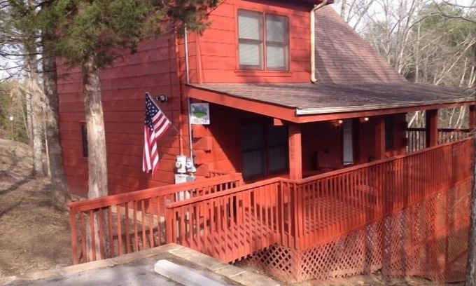 Sevierville Cabin | Ambleside Of The Smokys