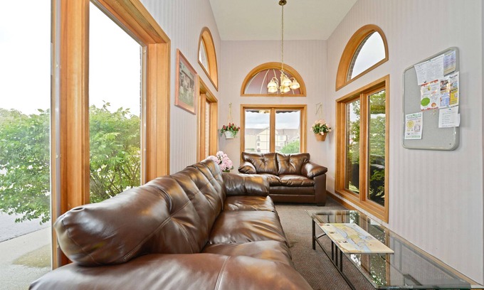 St Ignace Hotel | Americas Best Value Inn St. Ignace