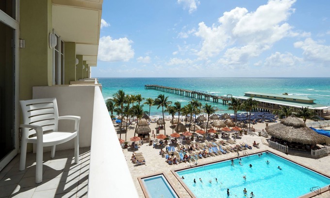 Sunny Isles Beach Hotel | An Adventure Awaits! 3 Comfortable Units, Pool, Pets Allowed