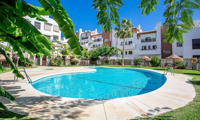La Cala de Mijas Cottage | An apartment that sleeps 4 guests in 2 bedrooms