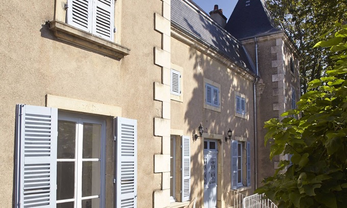 Rully House | An authentic mansion near Beaune in a well-known wine village