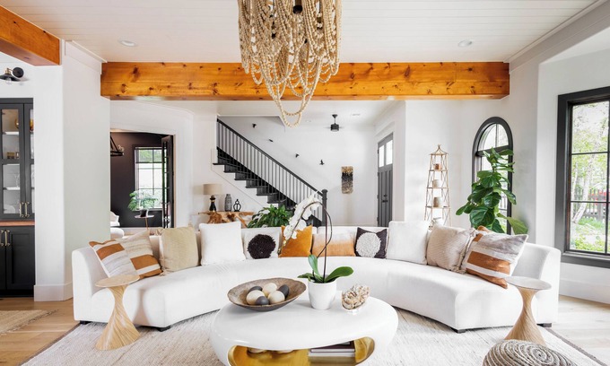 Downtown House | An elegant and artfully designed home within walking distance to historic downtown Bentonville.