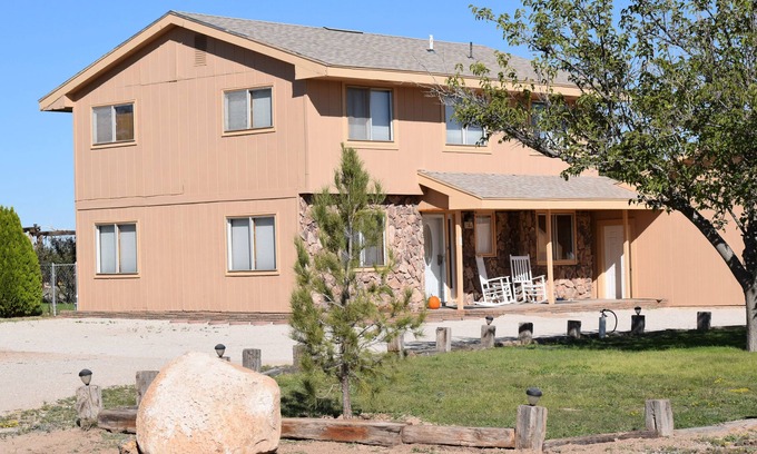 Carlsbad House | An enchanted desert oasis