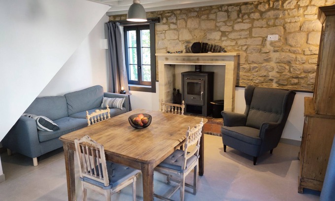 Sainte-Honorine-des-Pertes House | An idyllic holiday home a stone's throw from the sea