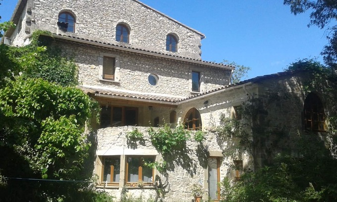 Orthoux-Serignac-Quilhan House | An Oasis in the South of France