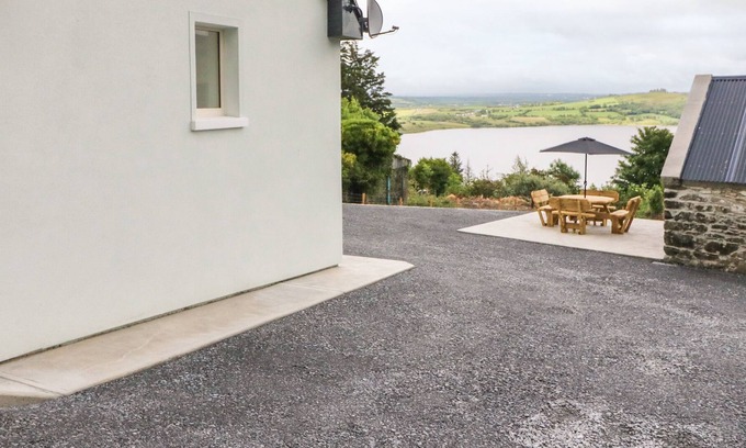 Killarney Cottage | AN SEAN TEACH, family friendly in Killarney, County Kerry