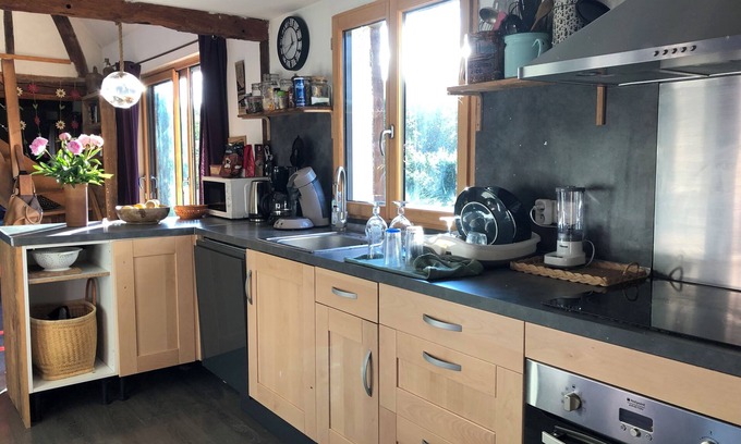 Saint-Quentin-des-Isles House | Ancien Pressoir Normand Dans la Vallée de la Charentonne Classé Natura 2000