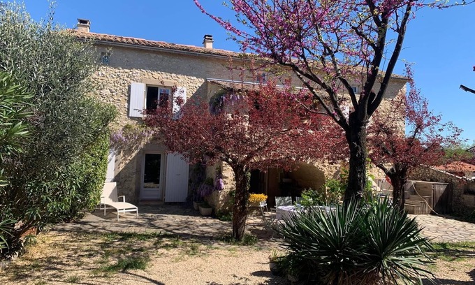 Labastide-de-Virac House | Ancien mas Provençal Restauré sur les Hauts D'un Village de Caractère