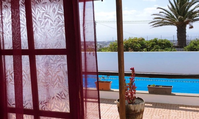 Macher House | Andres House. With beautiful sea views and a large pool.