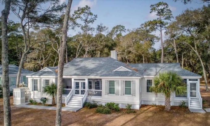 Melrose on the Beach House | Angel Oak Cottage-5bdrm Luxury and Beachfront