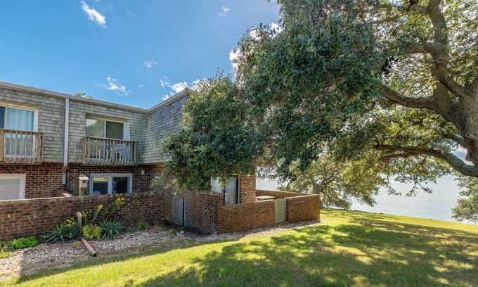 Nags Head House | Angels Above K1500 Two BR Condo, 2 Pools, Tennis, Pier