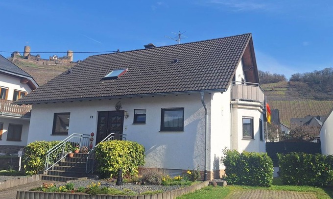Alken Apartment | Anja's vacation apartment - Sunny basement apartment