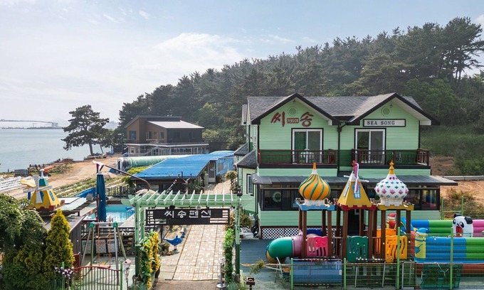 Nam House | Anmyeon-do Ssong Pension