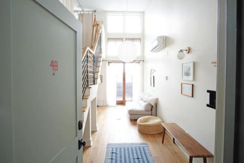 Yamacraw Village Apartment | Annabelle 4B - New