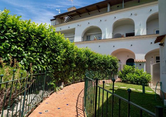 Meta Apartment | Antica Residenza la Vela