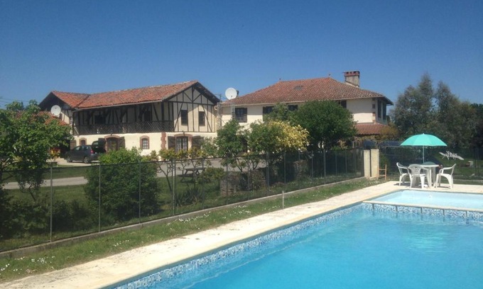 Lagarde-Hachan Apartment | Aou Carde