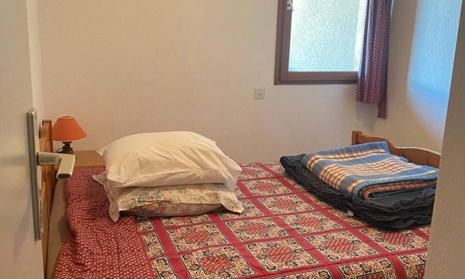 Saint-Colomban-des-Villards Apartment | Apartment 'Le Ressoutan' with Mountain View and Balcony