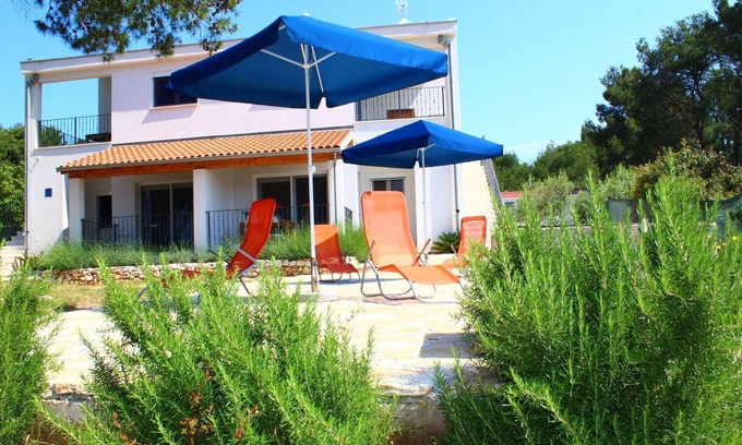 Verunic Apartment | Apartment near Sakarun Beach Dugi Otok
