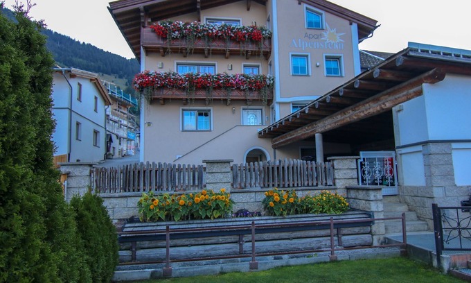 Nauders Apartment | Apart Alpenstern Nauders Reschenpass Tirol - Apartment BERGKRISTALL