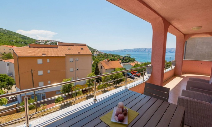 Klenovica Apartment | Apartment Black@white (10726-A1) - Klenovica (Novi Vinodolski)