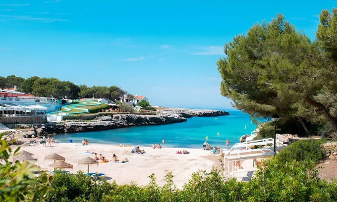 Cala Blanca Apartment | Apartamentos Ciutadella