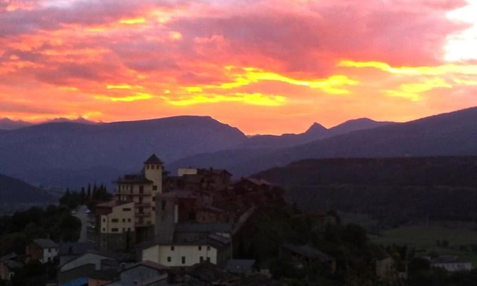 Montferrer I Castellbo Apartment | Apartament Gran Pirineu