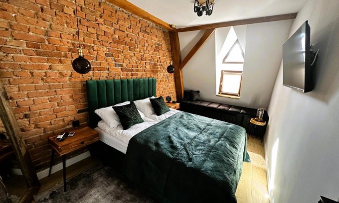 Stare Miasto Apartment | Apartament Miodowy - DARMOWY PARKING - KlMATYZACJA - WIFI