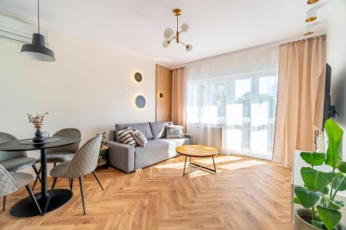 Kedzierzyn Kozle Apartment | Apartament Radosny, Klimatyzacja, PW INVEST HOME