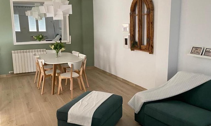 Balaguer Apartment | Apartamento completamente reformado en el casco antiguo con vistas al rio