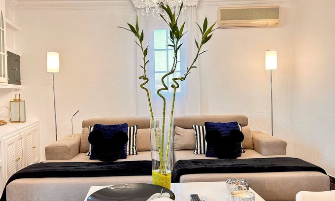 La Zubia Apartment | Apartamento en Granada Íberos Royal