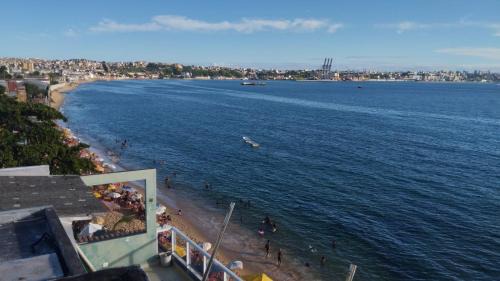 Salvador Apartment | Apartamento grande beira mar