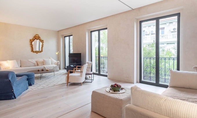 Almagro Apartment | Apartamento lujoso en Chamberí (MONTE ESQUINZA I)